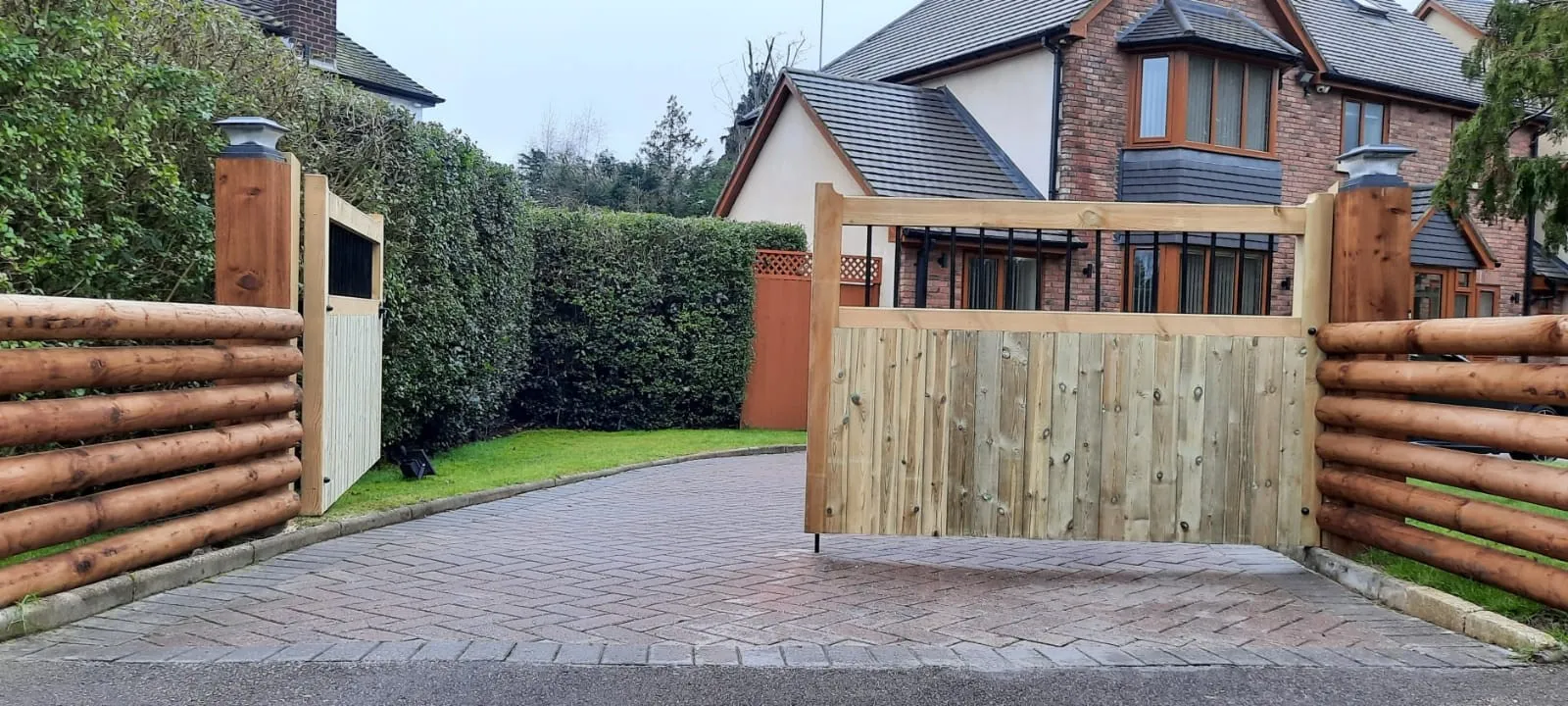 Sliding driveway gate with automation for Marin County residence
