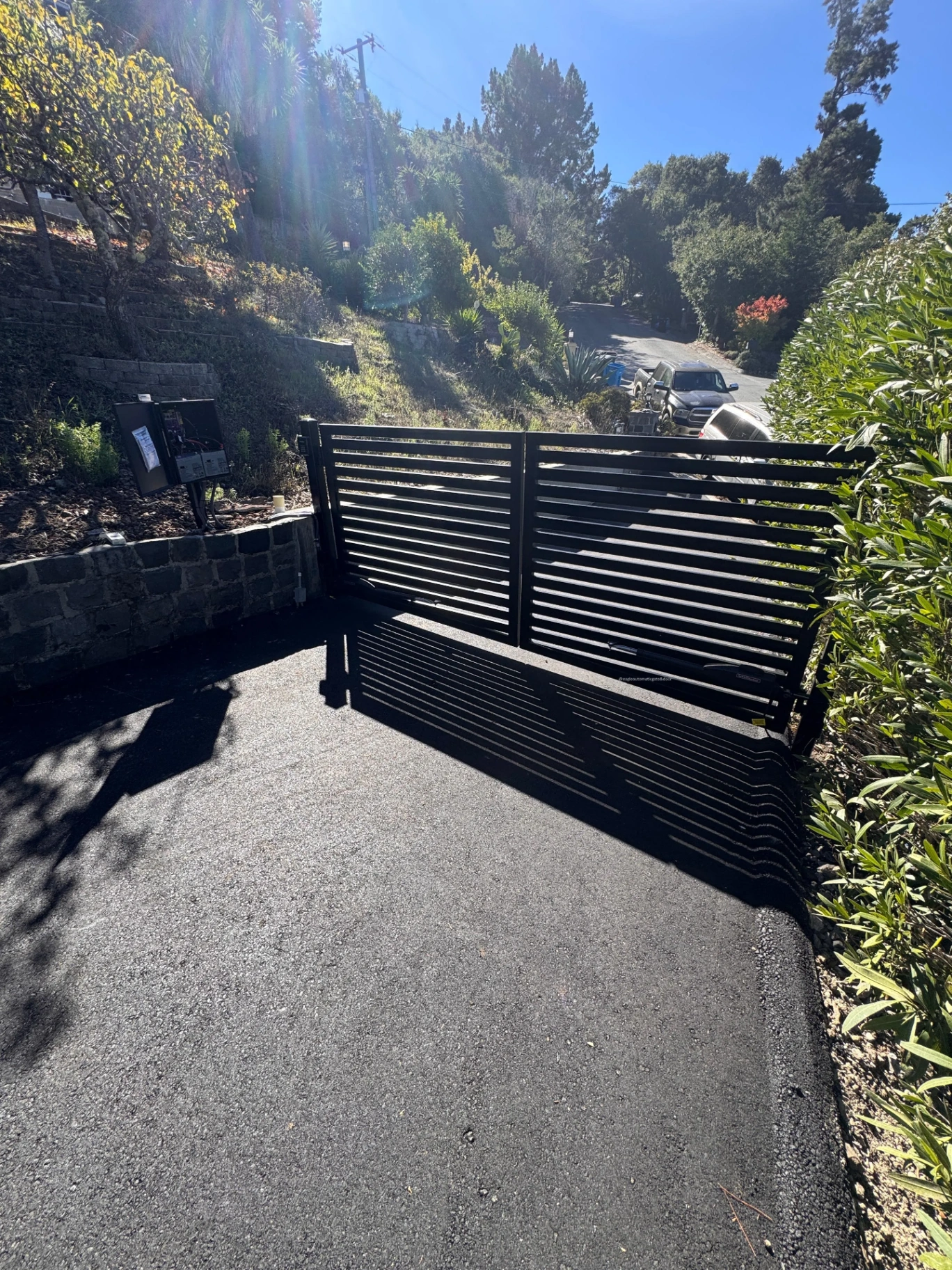 Swing driveway gate in Corte Madera